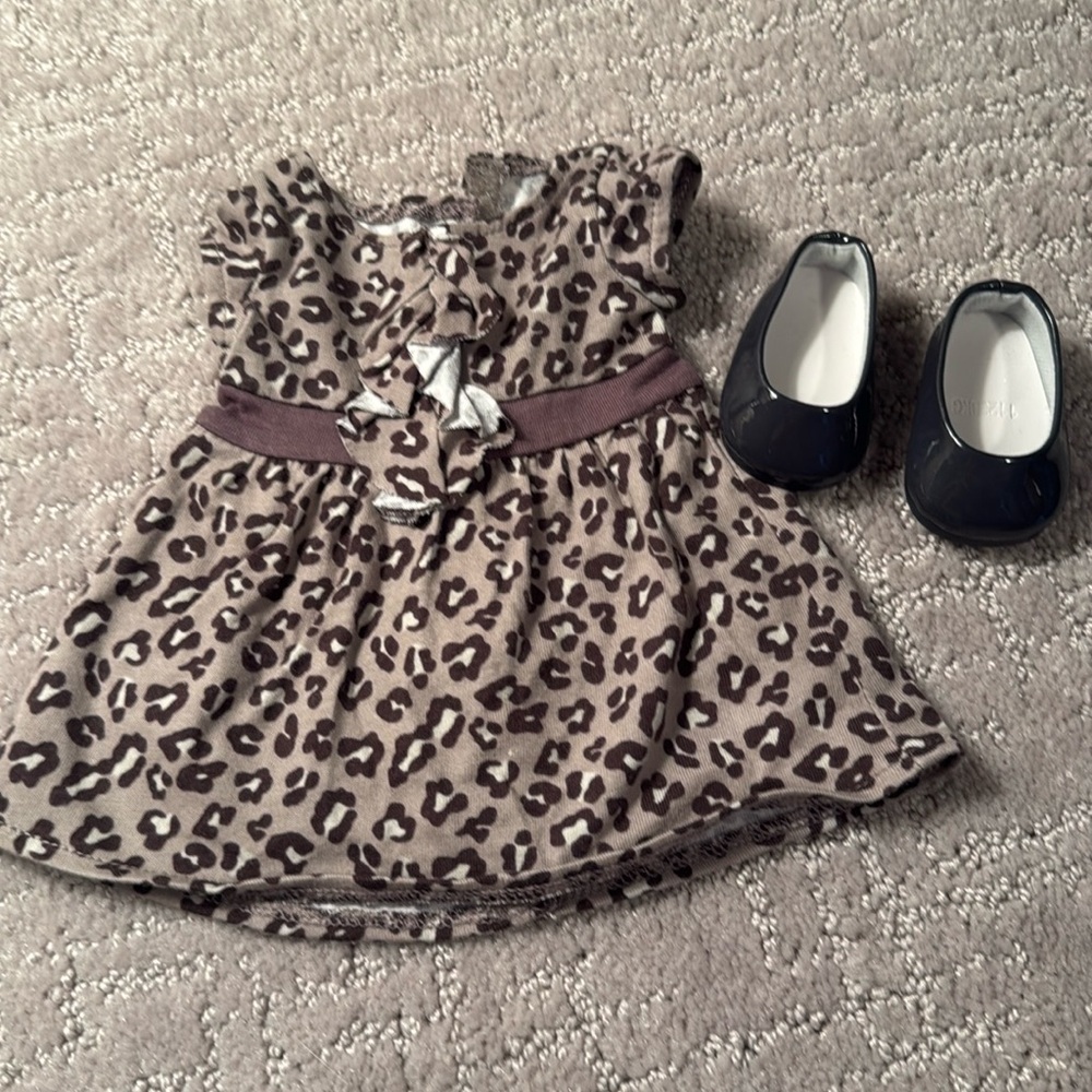 American Girl - Sweet Savannah Leopard Print Dress and Shoes